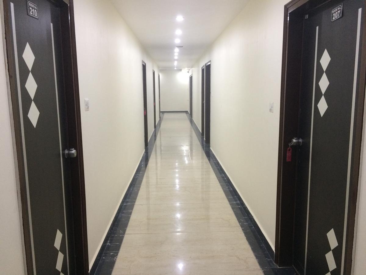 Hotel Platinum Plaza Rohtak Exterior foto